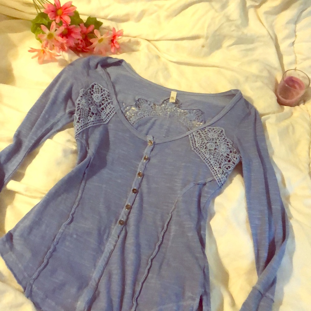 Free People slim fit baby blue top
